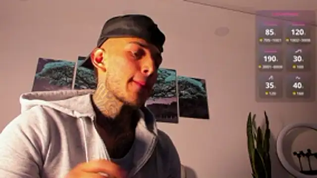 Snapshot of angeel_d035 chatting on November 9, 2025, 11:25 am angeel d035 online show from November 9, 2025, 11:25 am