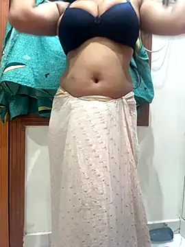 Snapshot of AASHI66 chatting on November 1, 2025, 5:29 pm AASHI66 online show from November 1, 2025, 5:29 pm