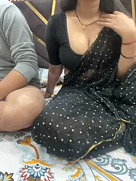 Snapshot of AASHI66 chatting on November 12, 2025, 6:45 pm AASHI66 online show from November 12, 2025, 6:45 pm