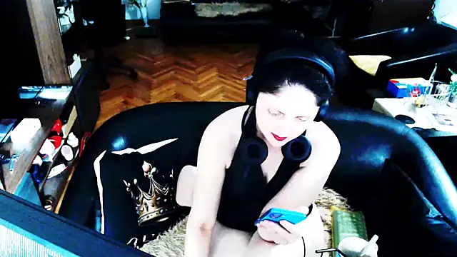 Snapshot of Imperatriza chatting on July 28, 2026, 8:52 pm Imperatriza online show from July 28, 2026, 8:52 pm