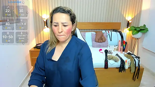 Snapshot of luciana_ballesteros_ chatting on August 1, 2026, 12:25 pm luciana ballesteros online show from August 1, 2026, 12:25 pm