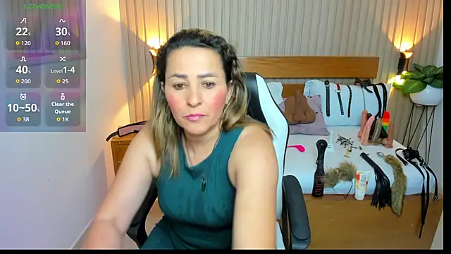 Snapshot of luciana_ballesteros_ chatting on July 31, 2026, 2:05 pm luciana ballesteros online show from July 31, 2026, 2:05 pm