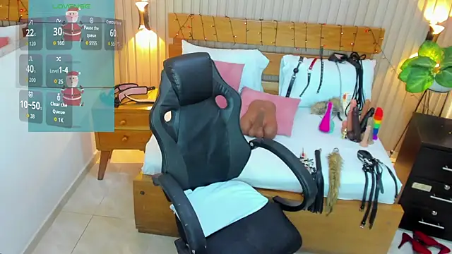 luciana ballesteros  online show from December 16, 2025, 12:53 pm