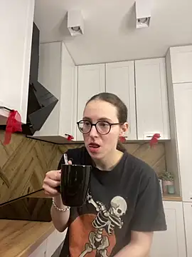 Snapshot of MartiniiSelenna chatting on March 17, 2026, 6:49 am MartiniiSelenna online show from March 17, 2026, 6:49 am