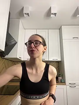 MartiniiSelenna online show from November 25, 2025, 6:47 am