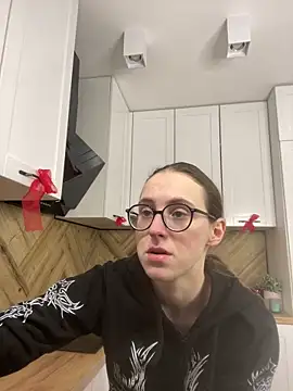 MartiniiSelenna online show from February 2, 2026, 6:45 am