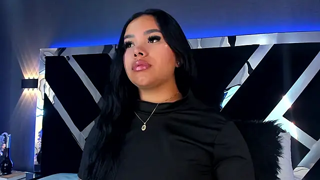MarianaGarciaa   online show from May 1, 2026, 7:08 pm