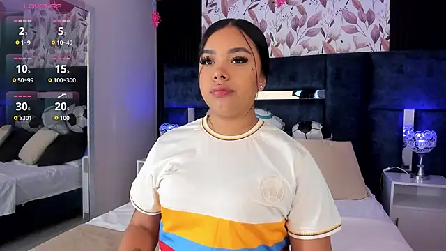 Snapshot of MarianaGarciaa__ chatting on June 27, 2026, 6:25 pm MarianaGarciaa online show from June 27, 2026, 6:25 pm