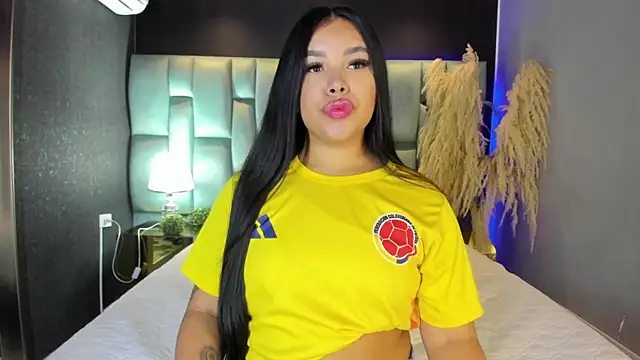 MarianaGarciaa   online show from June 16, 2026, 7:58 pm