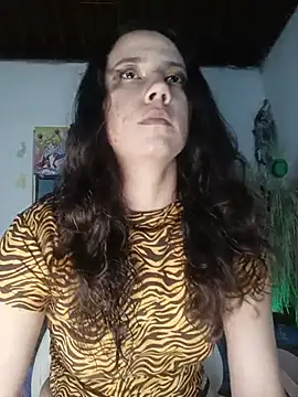 Snapshot of lovely_kitt chatting on June 6, 2026, 4:39 am lovely kitt online show from June 6, 2026, 4:39 am