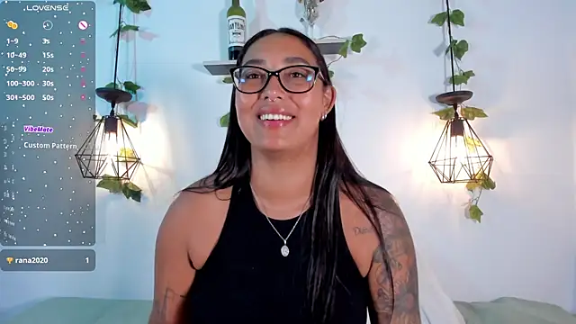 Snapshot of melanieecox chatting on July 3, 2026, 1:12 am melanieecox online show from July 3, 2026, 1:12 am