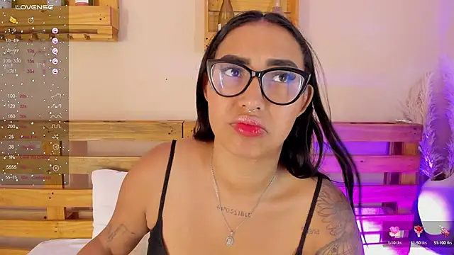 melanieecox online show from February 28, 2025, 7:46 pm