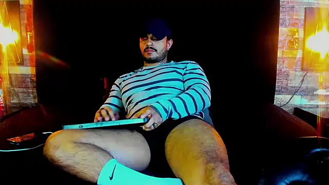 Snapshot of Van_Velckan chatting on March 16, 2025, 7:15 am Van Velckan online show from March 16, 2025, 7:15 am