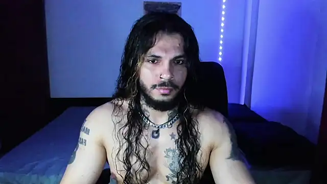 Snapshot of Van_Velckan chatting on November 4, 2025, 1:09 am Van Velckan online show from November 4, 2025, 1:09 am