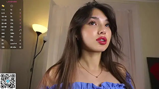 LoraAtcher online show from September 27, 2025, 6:03 pm