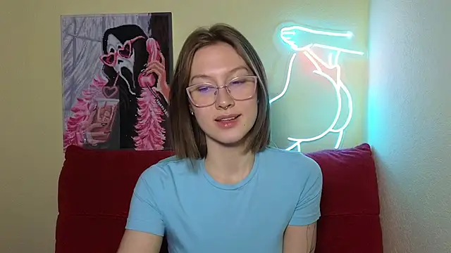 MalvinaBlum online show from February 17, 2025, 7:55 pm