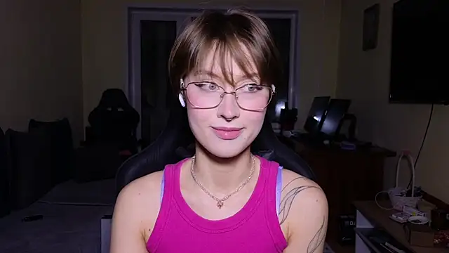 Snapshot of MalvinaBlum chatting on February 22, 2026, 12:51 pm MalvinaBlum online show from February 22, 2026, 12:51 pm