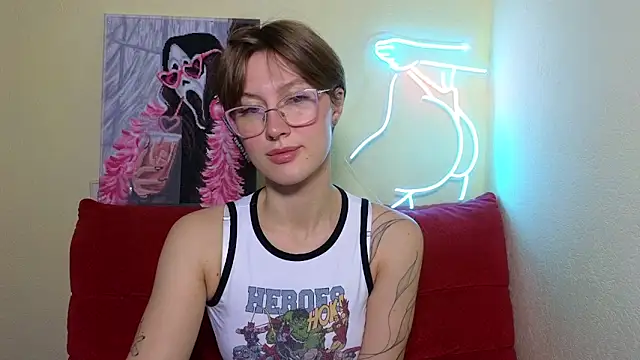 MalvinaBlum online show from September 26, 2025, 2:40 am