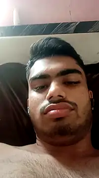 Snapshot of aditya2004_ chatting on December 4, 2024, 7:33 am aditya2004 online show from December 4, 2024, 7:33 am