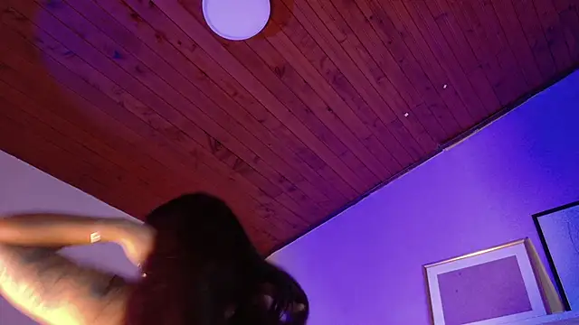 Snapshot of alaia-rogers chatting on November 27, 2025, 11:32 am alaia-rogers online show from November 27, 2025, 11:32 am