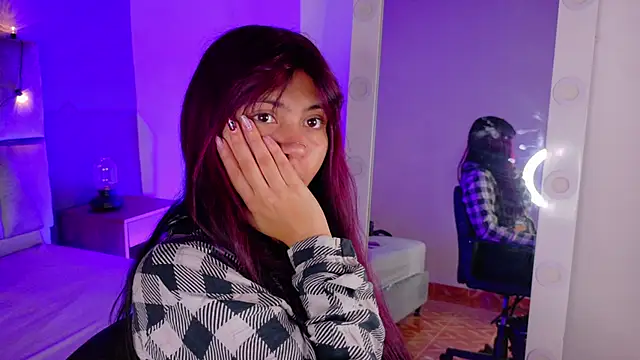 Snapshot of alaia-rogers chatting on November 4, 2025, 11:36 am alaia-rogers online show from November 4, 2025, 11:36 am