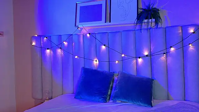 Snapshot of alaia-rogers chatting on December 3, 2025, 11:20 am alaia-rogers online show from December 3, 2025, 11:20 am