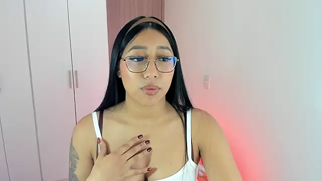 isa bellaa0 online show from December 23, 2025, 5:51 am