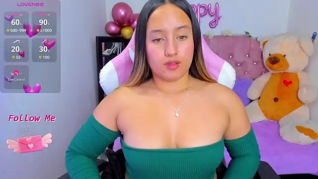 Snapshot of ema_tayy chatting on October 15, 2025, 6:27 pm ema tayy online show from October 15, 2025, 6:27 pm