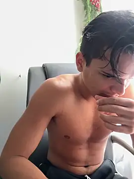 HotBeastBoy online show from March 22, 2026, 6:09 pm