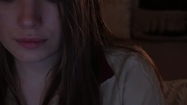 IceDanielles online show from December 21, 2025, 1:46 pm