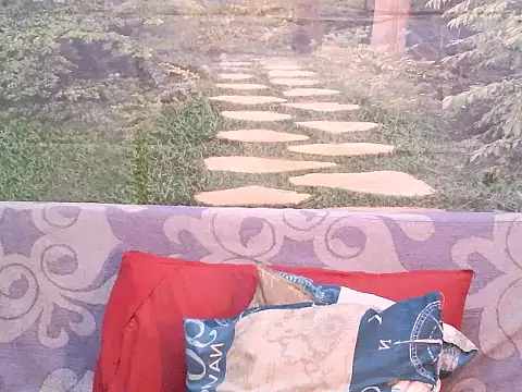 Snapshot of Harl3ysugar4u chatting on February 14, 2025, 12:14 pm Harl3ysugar4u online show from February 14, 2025, 12:14 pm