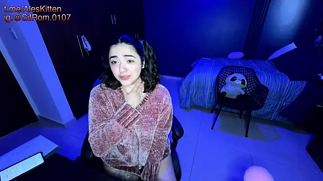 Snapshot of Ales_Kitten chatting on March 5, 2025, 7:38 pm Ales Kitten online show from March 5, 2025, 7:38 pm