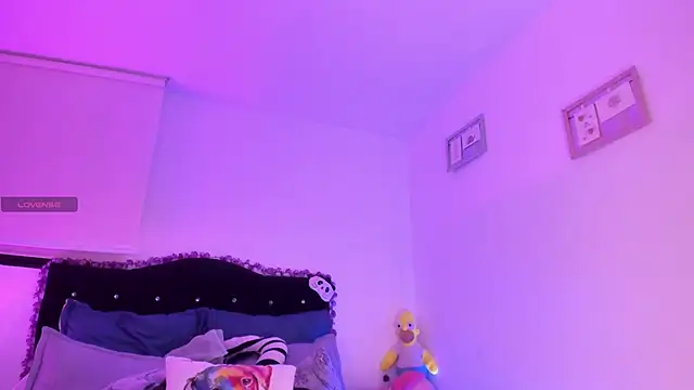 Snapshot of penny_sweett_ chatting on March 17, 2026, 11:52 pm penny sweett online show from March 17, 2026, 11:52 pm