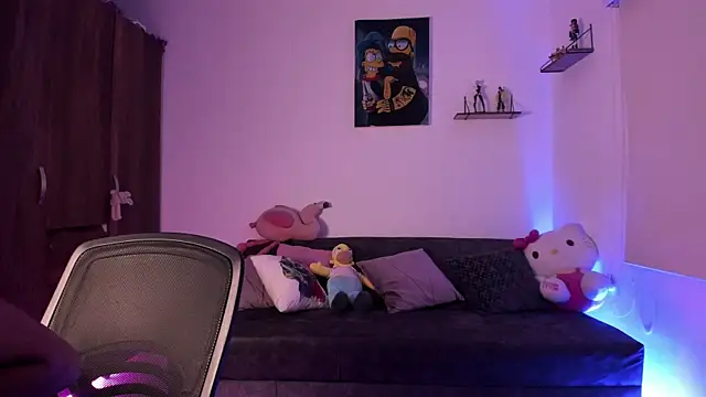 penny sweett  online show from September 24, 2025, 11:21 pm