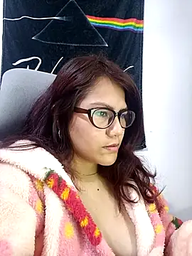 ZUCAAT online show from October 9, 2025, 3:45 pm