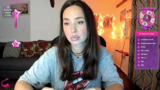 PlayfulGoddess online show from October 29, 2025, 3:55 pm