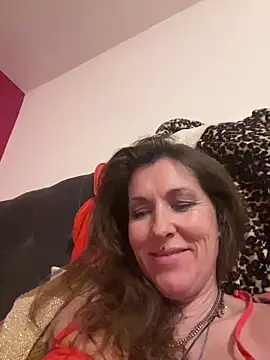 Snapshot of Lwhite1 chatting on June 3, 2026, 11:20 pm Lwhite1 online show from June 3, 2026, 11:20 pm