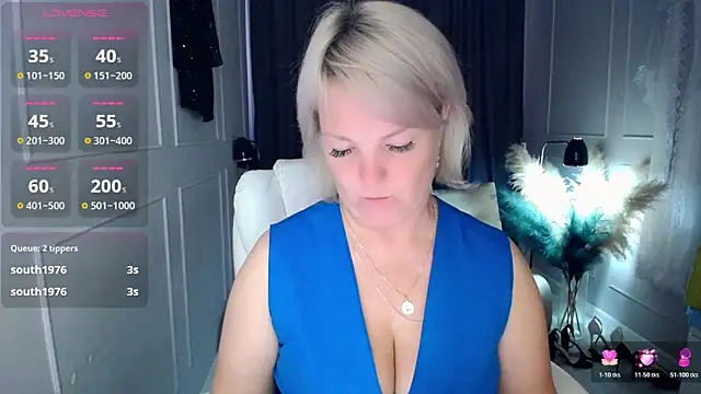 Snapshot of Juarnea chatting on June 17, 2026, 6:57 am Juarnea online show from June 17, 2026, 6:57 am