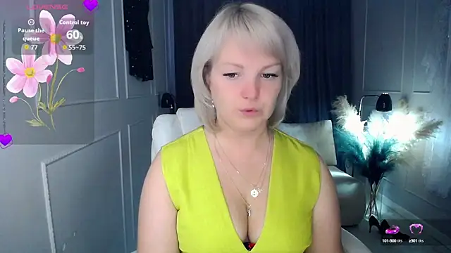 Juarnea online show from October 7, 2025, 7:53 am