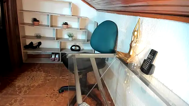 merlinaadams  online show from November 29, 2025, 1:44 pm