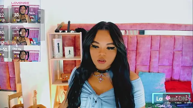 Snapshot of KayleighDreams_ chatting on May 17, 2026, 4:12 am KayleighDreams online show from May 17, 2026, 4:12 am