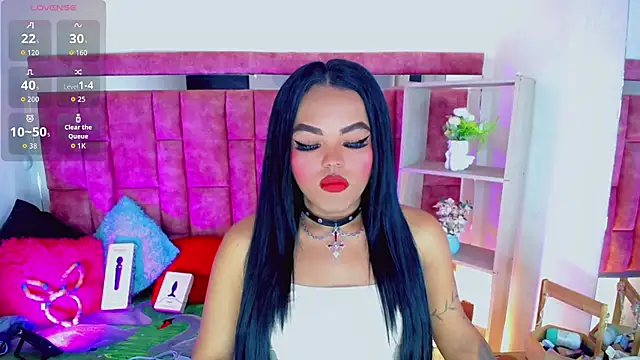 Snapshot of KayleighDreams_ chatting on July 12, 2026, 3:18 am KayleighDreams online show from July 12, 2026, 3:18 am