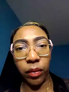 dirtyvictoria online show from March 29, 2026, 7:37 pm