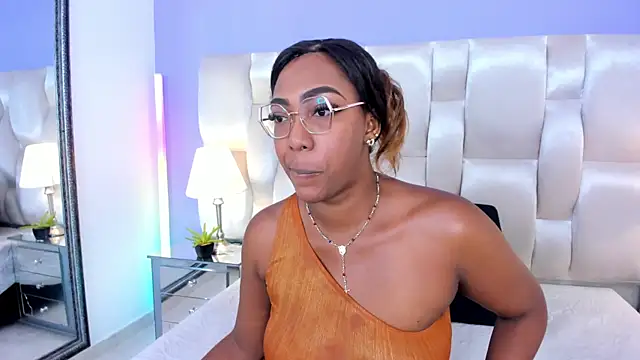 dirtyvictoria online show from October 24, 2025, 12:15 pm