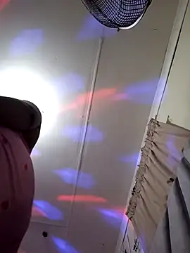 Snapshot of CocoBootyyy chatting on November 13, 2025, 5:39 pm CocoBootyyy online show from November 13, 2025, 5:39 pm