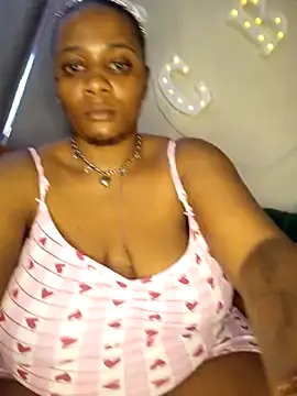 Snapshot of CocoBootyyy chatting on November 22, 2025, 11:31 am CocoBootyyy online show from November 22, 2025, 11:31 am