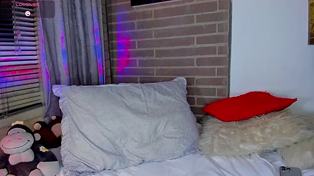 liam oficial02 online show from February 7, 2026, 2:19 am