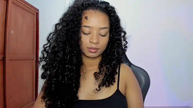 Snapshot of avellanatammy chatting on November 6, 2025, 12:36 am avellanatammy online show from November 6, 2025, 12:36 am