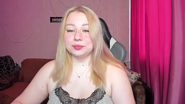 Milafoxxxy online show from November 16, 2025, 7:57 am