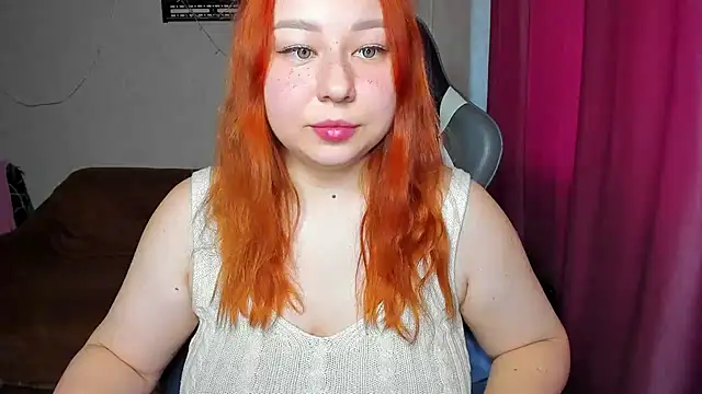 Milafoxxxy online show from September 17, 2025, 8:38 am